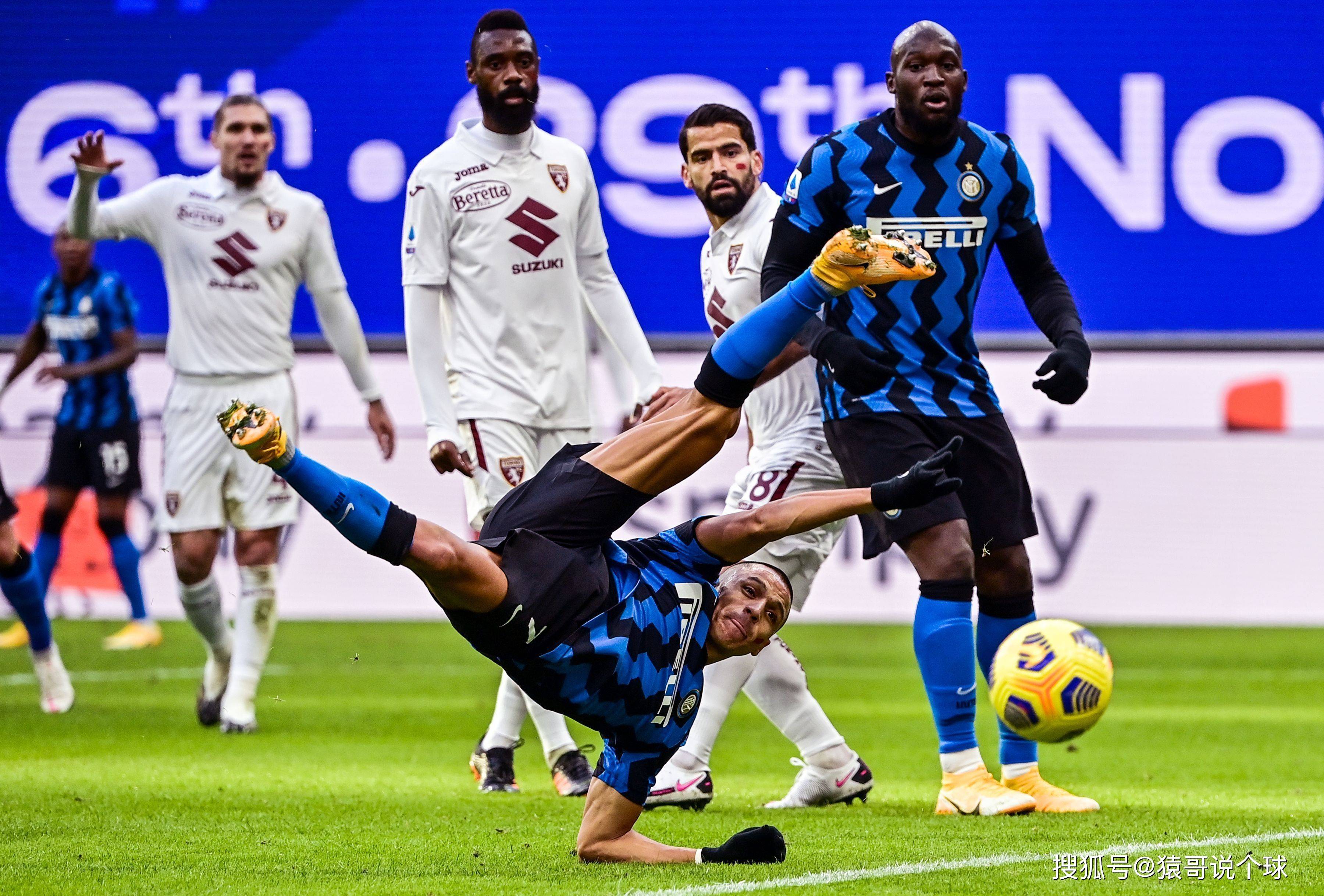 开云APP-意外判罚激怒球员，主队主场抢分成功(意外判罚激怒球员,主队主场抢分成功怎么办)  第1张